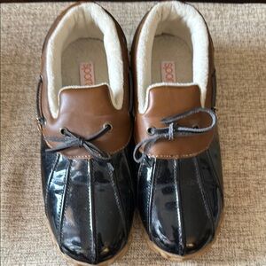 Sporto Black and Brown Rain Shoes Waterproof and Cozy